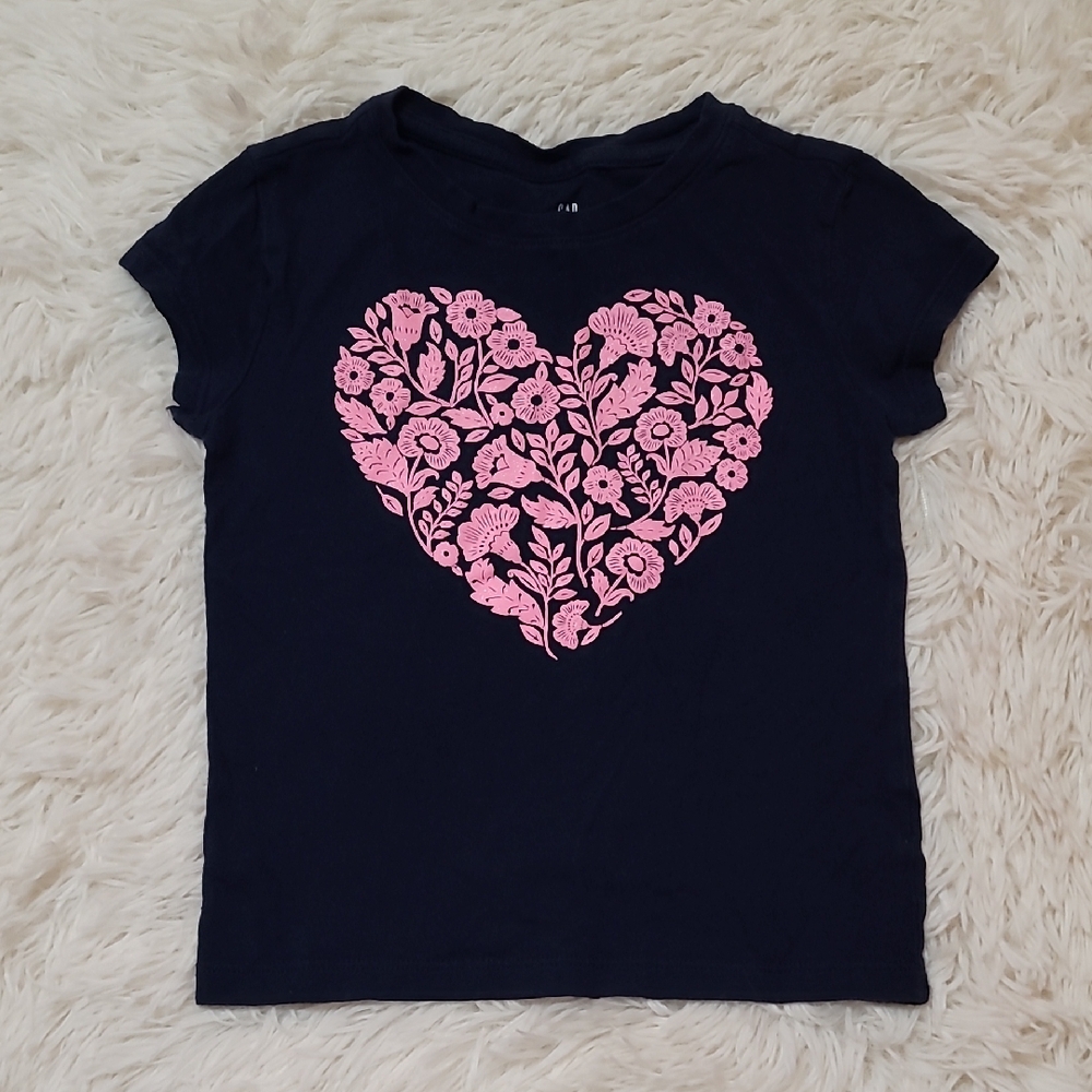 Gap,Navy Blue, Kids Shirt with Pink Heart Design, Size XS